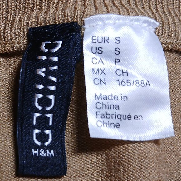 H & M (Divided) Camel Crew Neck Sweater S - EUC - Picture 6 of 7